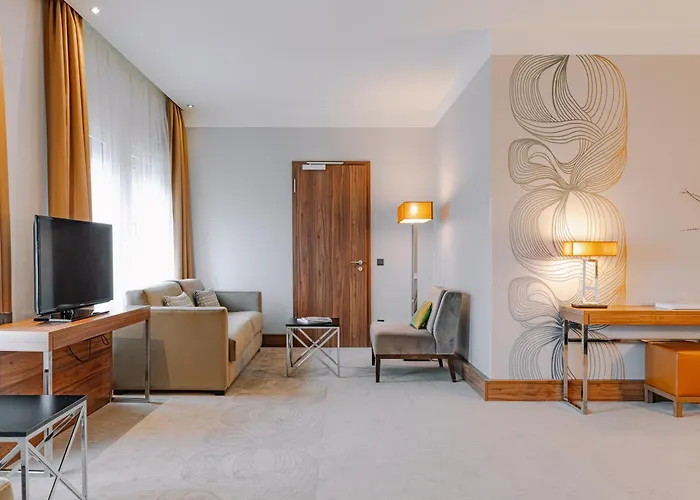 Hotel Reichshof 4*