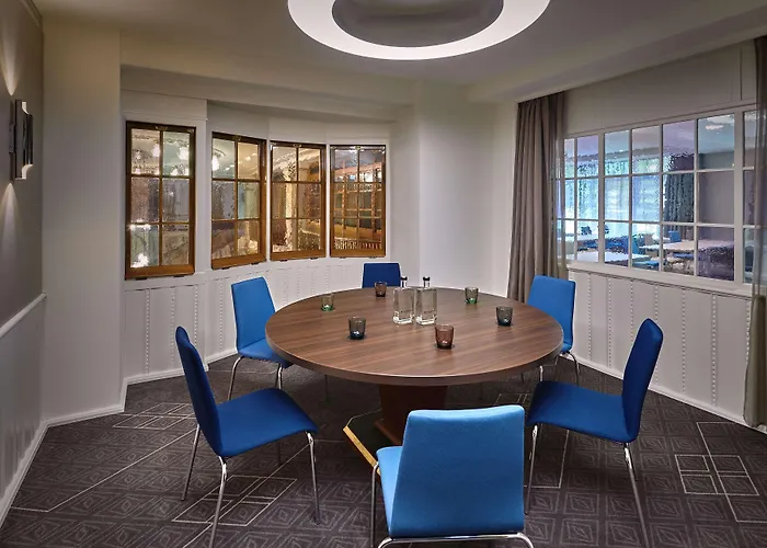 Hotel Reichshof 4*